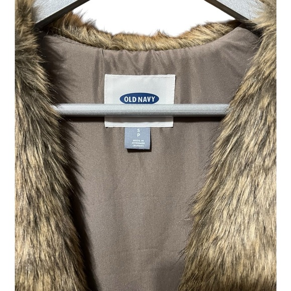 Old Navy Brown Faux Fur Vest – Small Petite - Picture 3 of 4